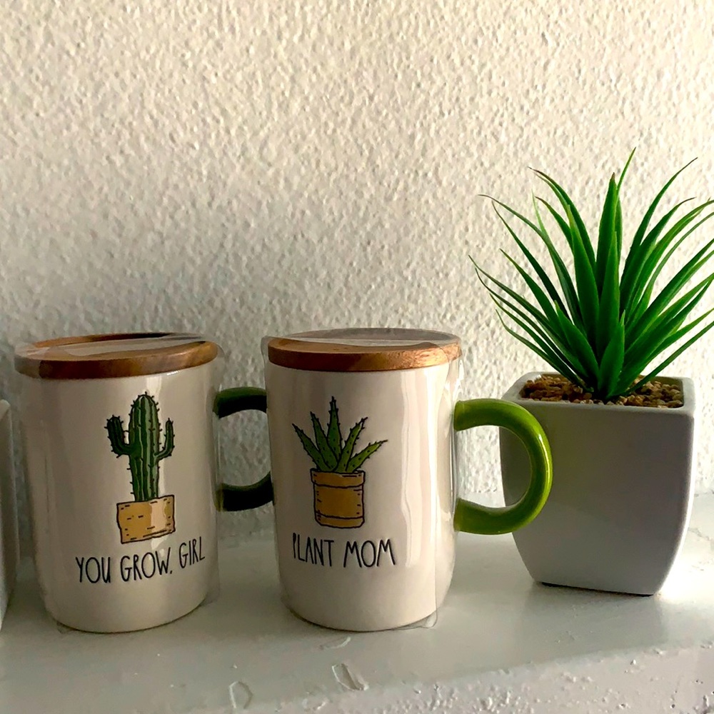 Rae Dunn Mugs